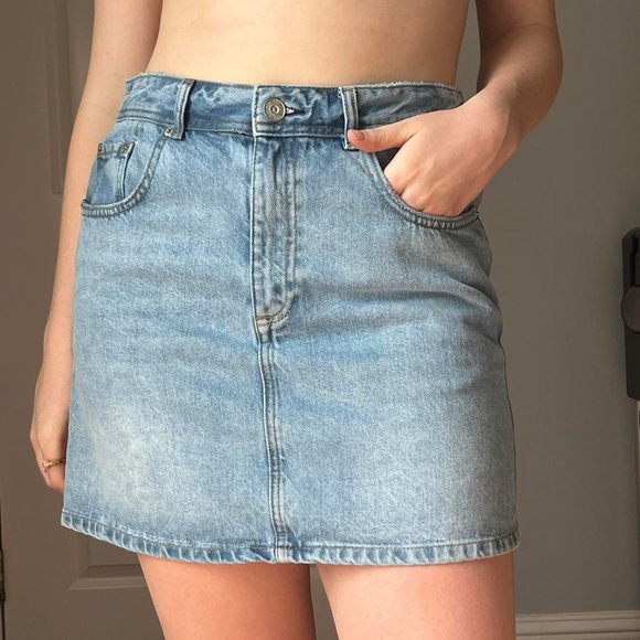 Urban Outfitters Dresses & Skirts - UO light Wash mini denim skirt NWT